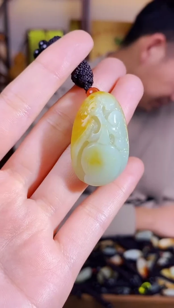 【闪购商品】和田玉颈饰未镶嵌1