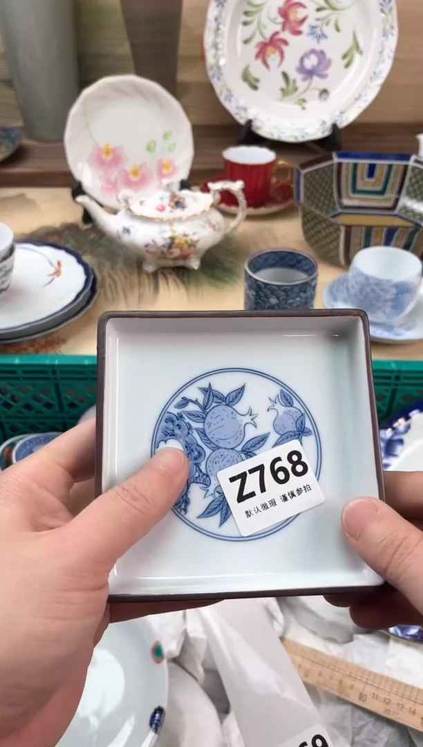 瓷片可*妮768