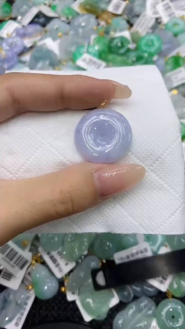 翡翠18K金镶嵌颈饰111111111111