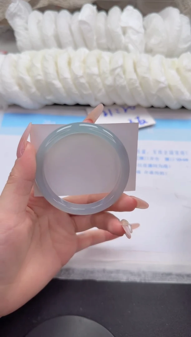 石英质玉手镯未镶嵌23-52.2