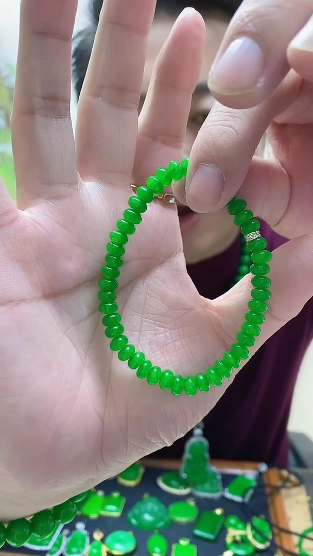 未镶嵌手链翡翠翡翠手链