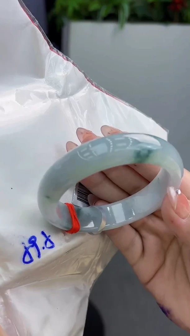 【闪购商品】翡翠手镯未镶嵌翡翠手镯