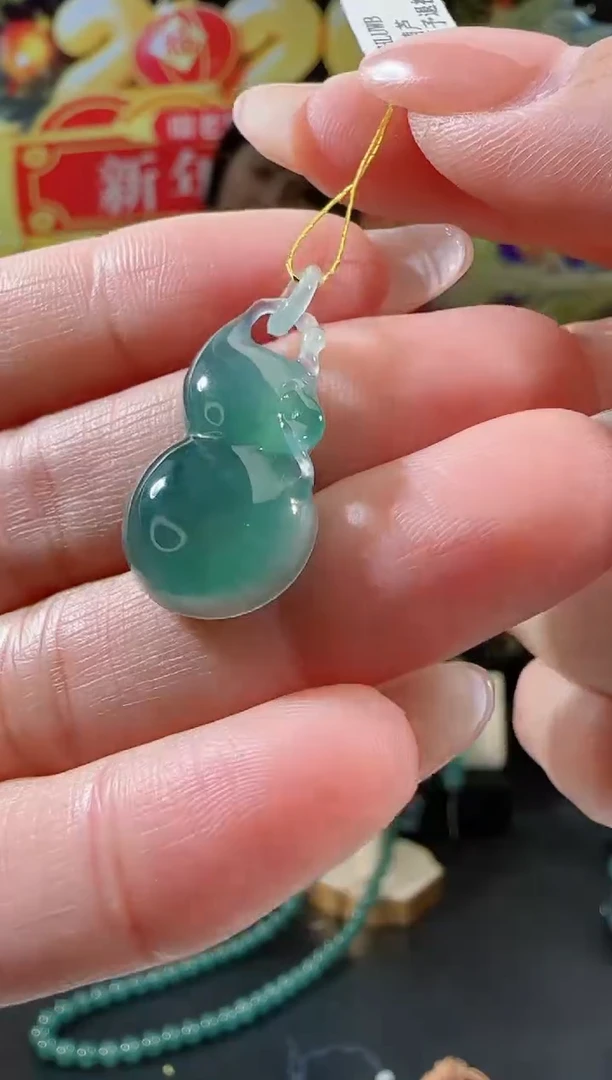 【闪购商品】翡翠吊坠(不含链)未镶嵌葫芦多样性发一
