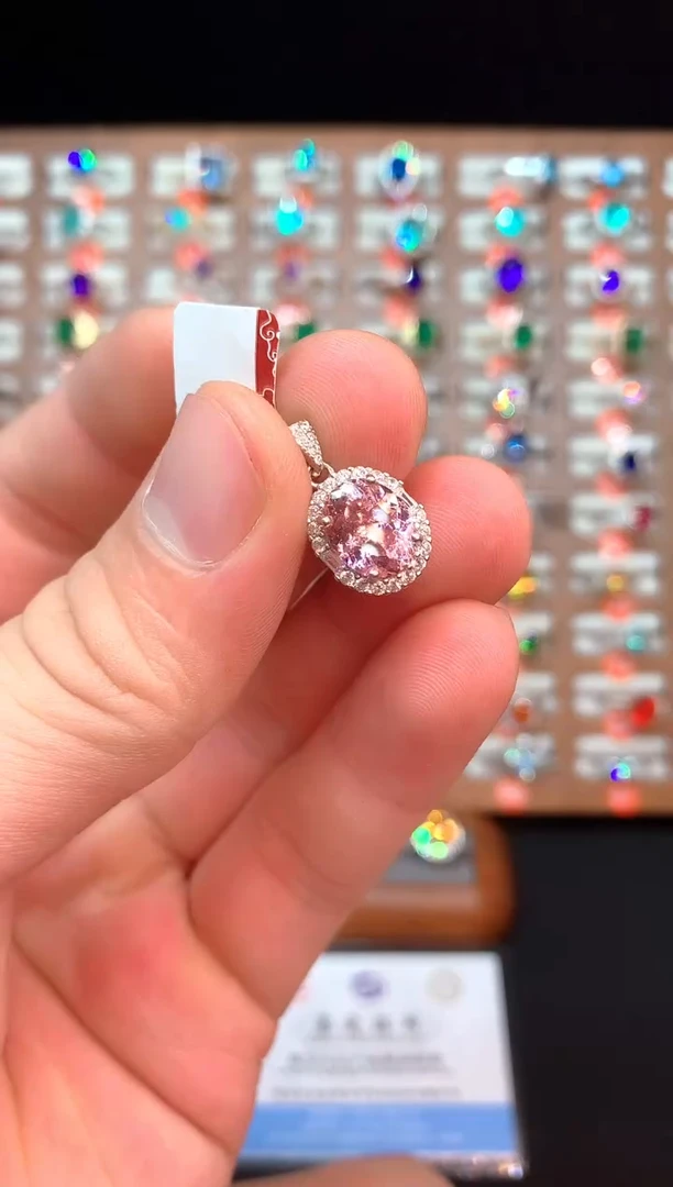 吊坠(赠链)银S925镶嵌碧玺.......