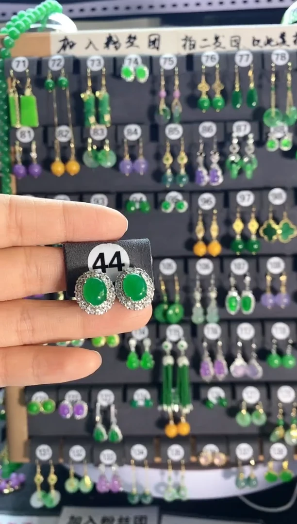 翡翠银S925镶嵌耳饰44....