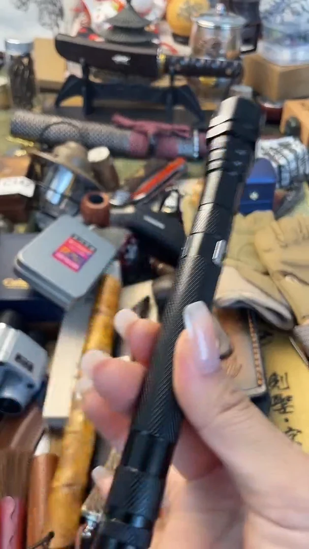 瓷片gan 欢迎大家关注哦，晓魏每天都会为大家带有意思的好货哦