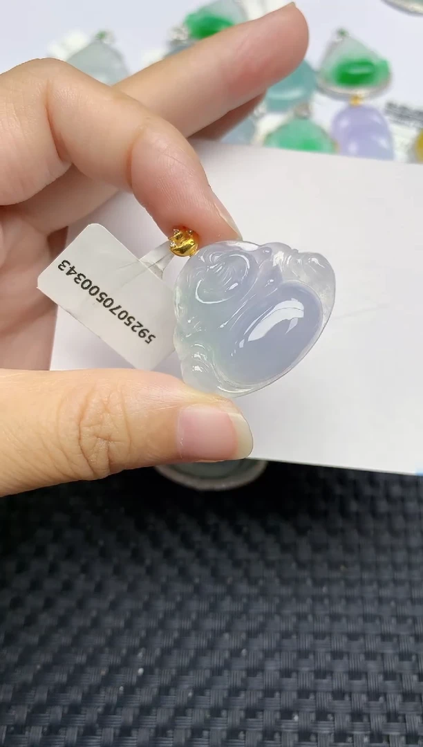 翡翠18K金镶嵌颈饰天然A货翡翠