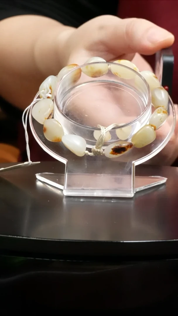 【闪购商品】和田玉手串未镶嵌26.2克和田玉原石