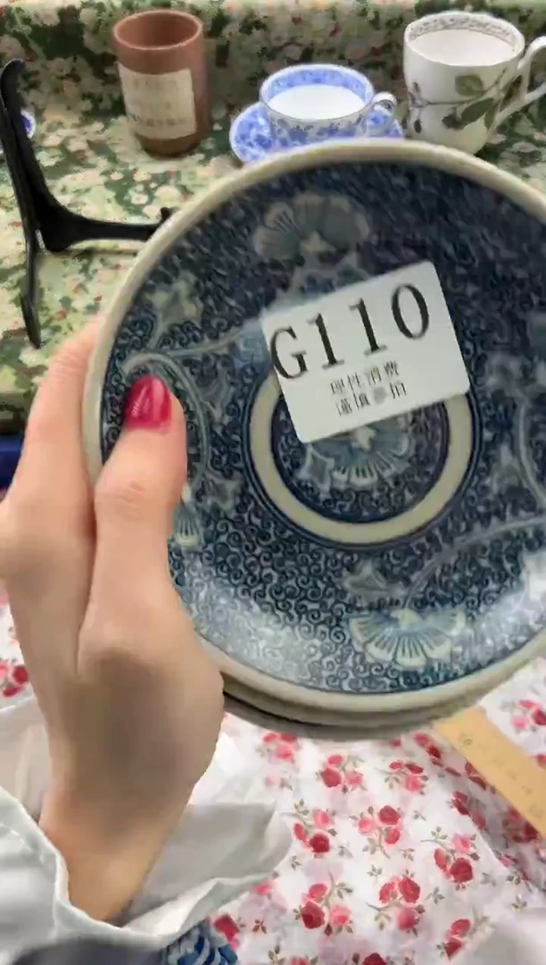 瓷片小*雀       G110