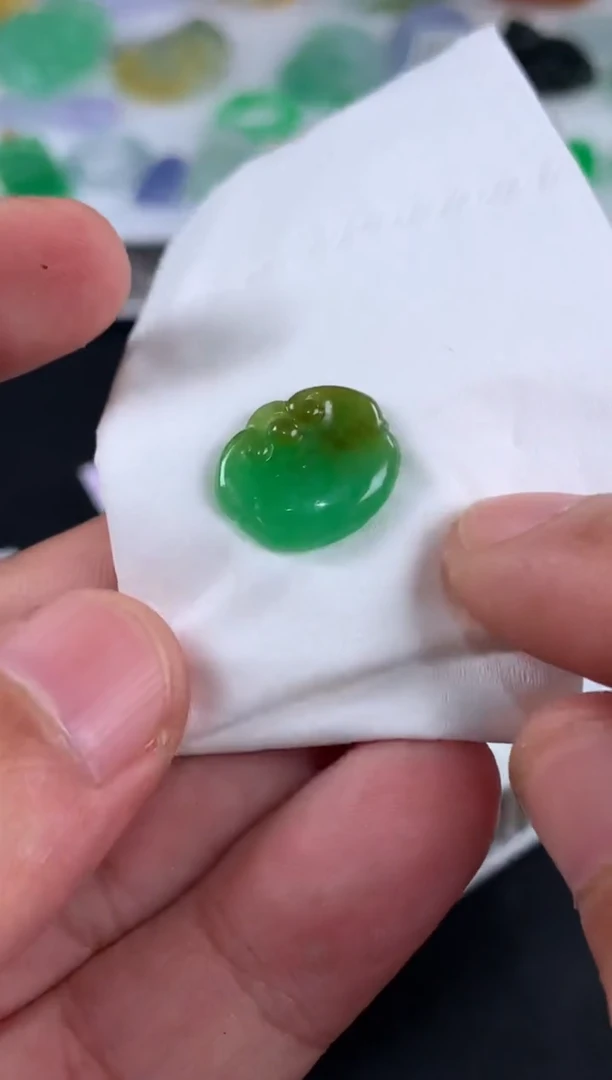 未镶嵌定制翡翠翡翠