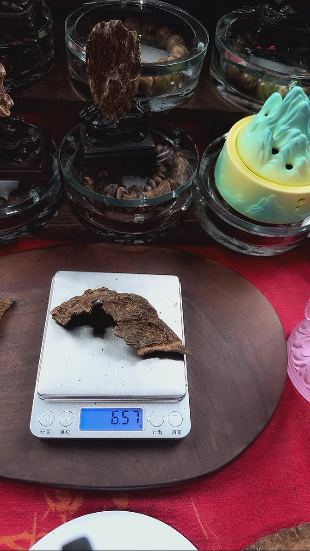 【闪购商品】沉香海南老板头6.57g