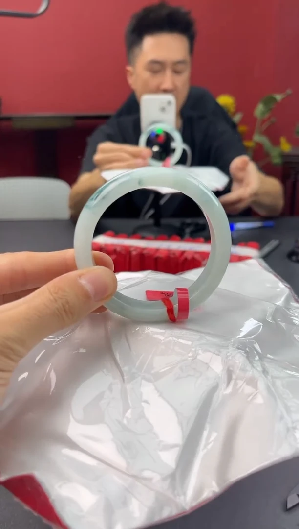 未镶嵌手镯翡翠156