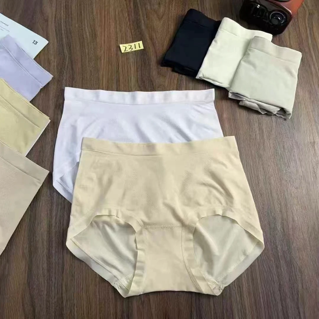 2311#【85-135斤】内裤32针锦纶面膜无缝裸感女士内裤无感柔滑包臀