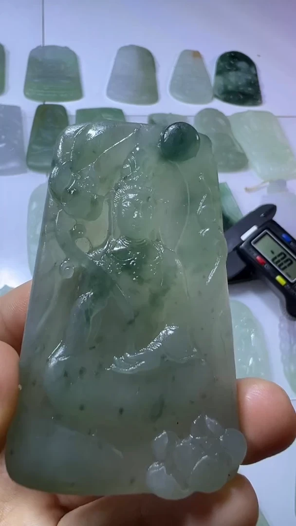 【闪购商品】定制翡翠未镶嵌大势至