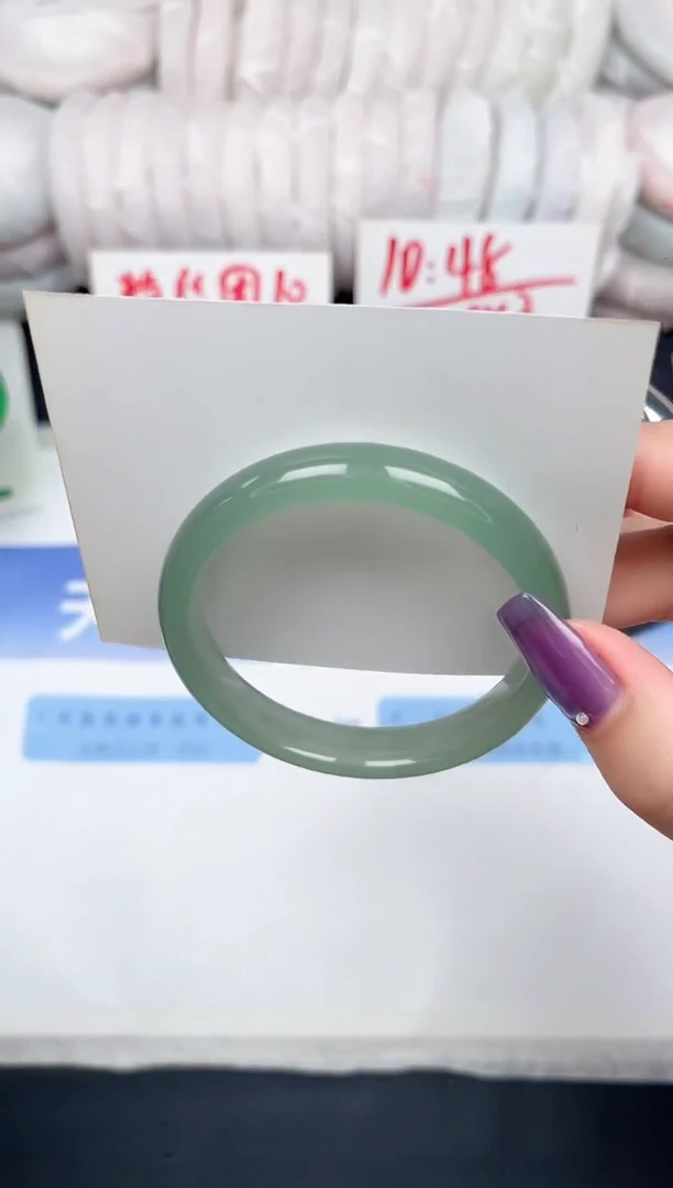 未镶嵌手镯石英质玉8-