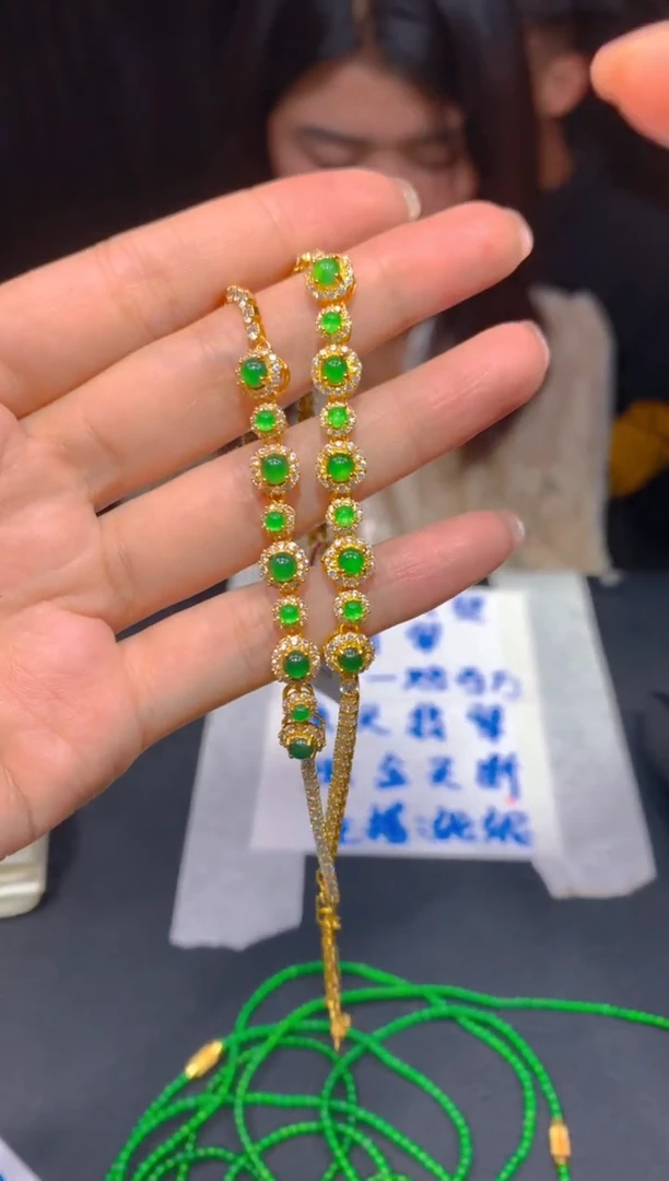 【闪购商品】定制翡翠未镶嵌88多样性发货（发其一）