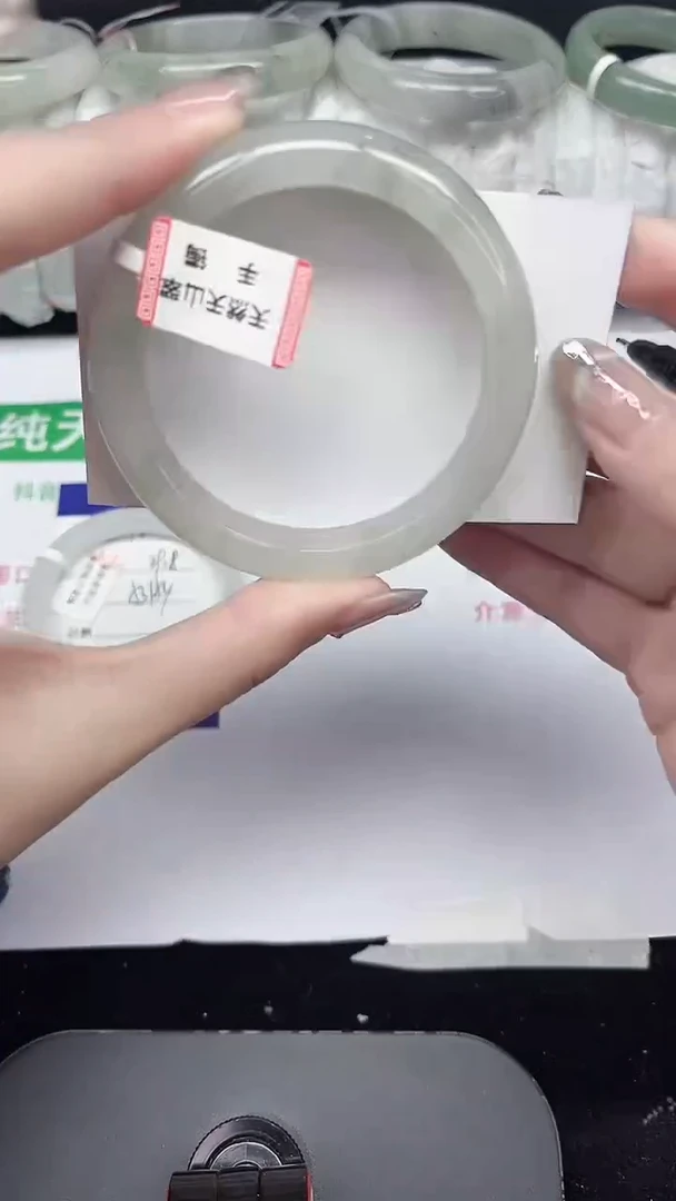 未镶嵌手镯石英质玉73-54/55