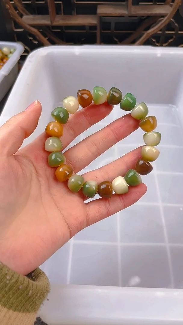 【闪购商品】菩提根/象牙果把件花皮碗珠手串