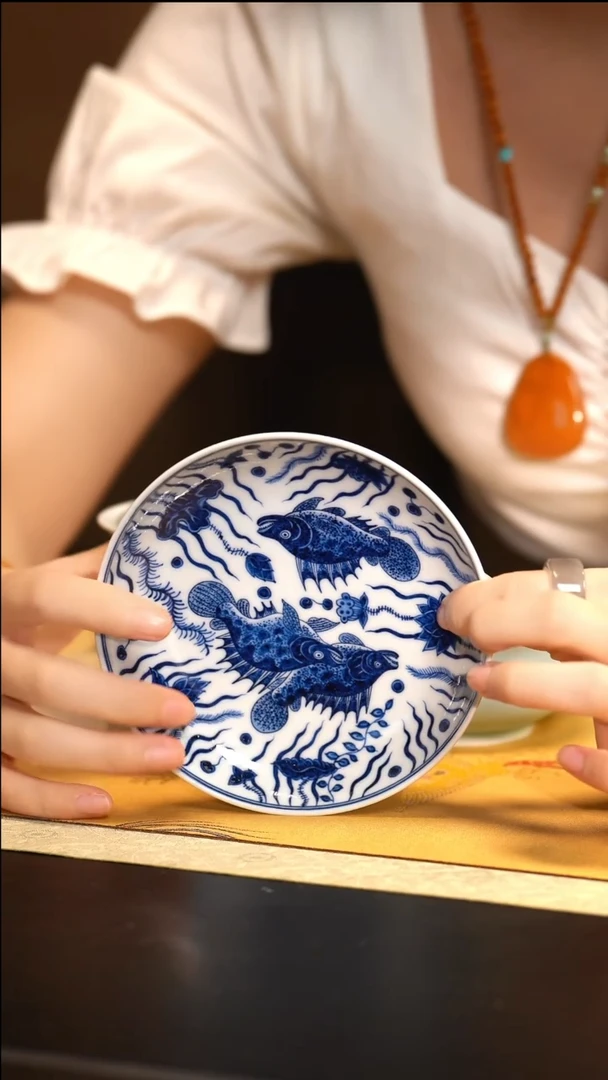 L良朋福利鱼藻高脚果盘