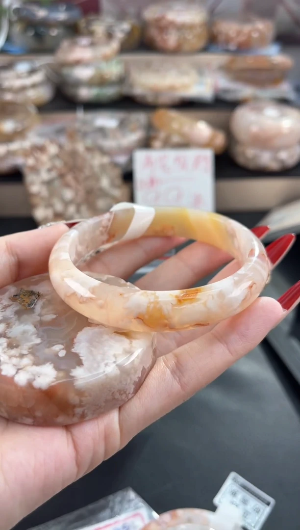 未镶嵌手镯石英质玉59（赠品镯心 天然不保证完美）