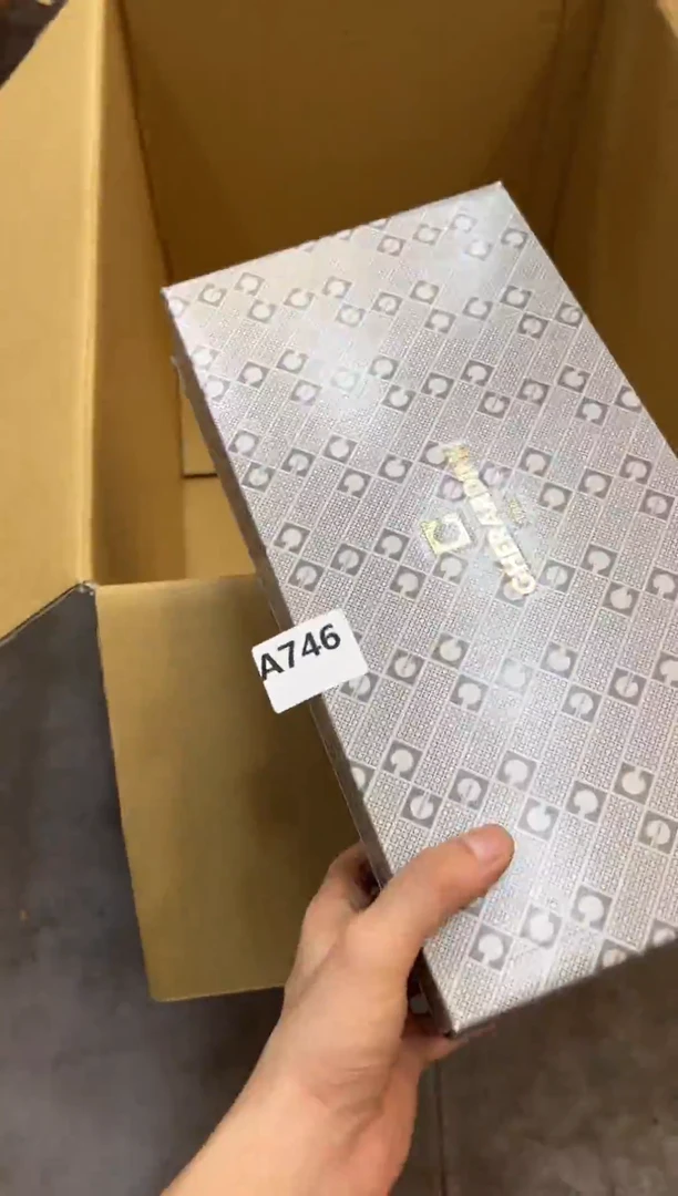 天****贵746中古商品，谨慎参拍