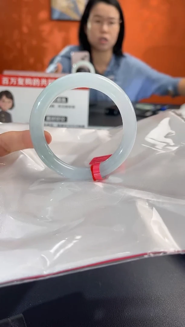 未镶嵌手镯翡翠翡翠手镯