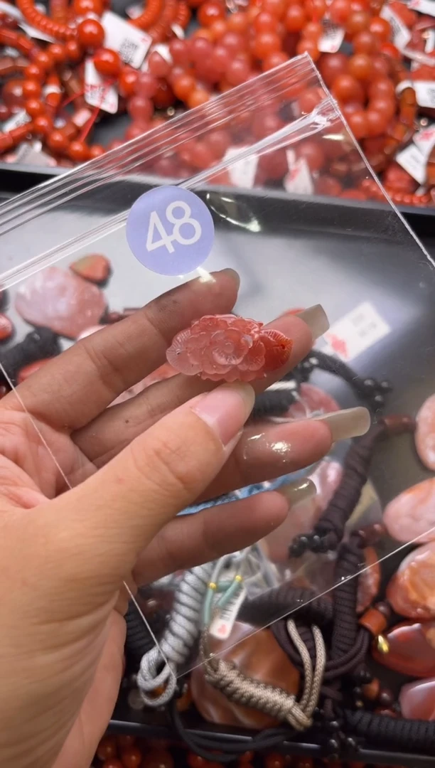 南红玛瑙未镶嵌珠宝奇石48
