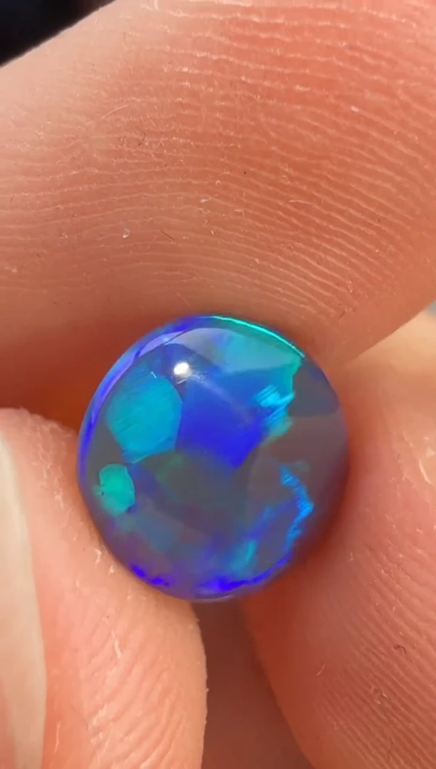 欧泊未镶嵌裸石1.9ct-A2671