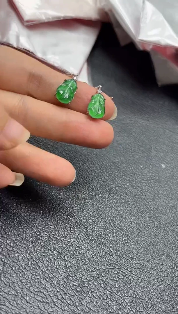 未镶嵌翡翠耳饰0987500972