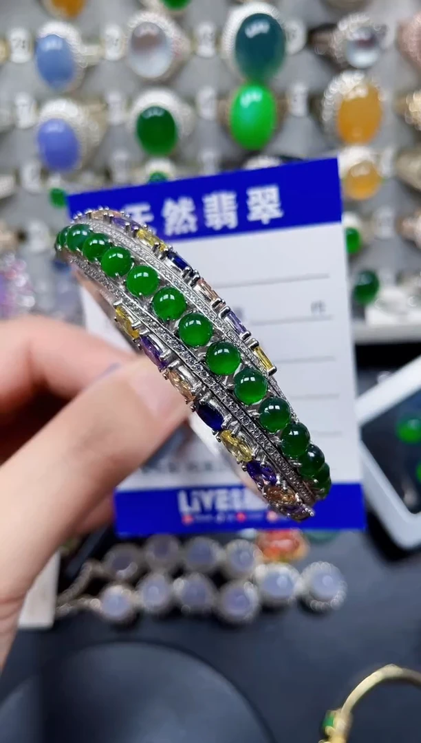 银S925镶嵌手镯翡翠70
