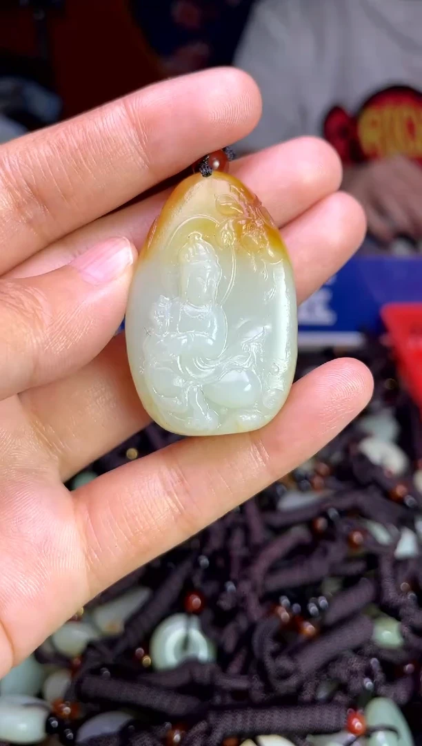 未镶嵌和田玉挂件1