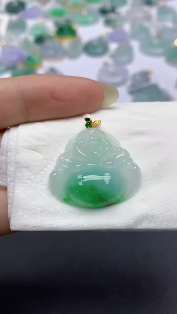 颈饰18K金镶嵌翡翠天然缅甸a货翡翠百元以上9元证书费自理