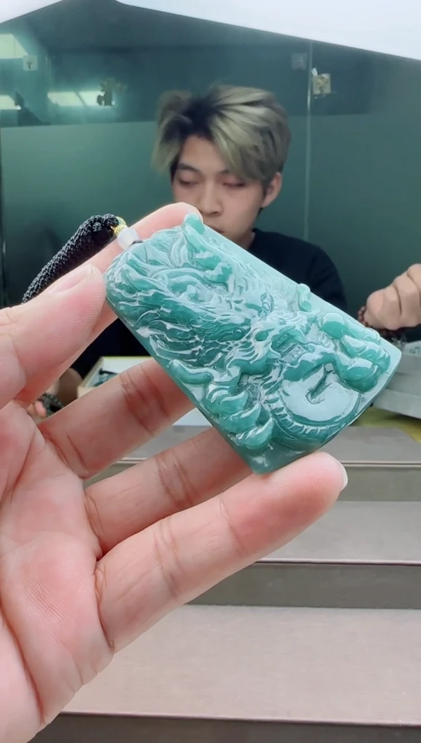 【闪购商品】翡翠颈饰未镶嵌1111111111111