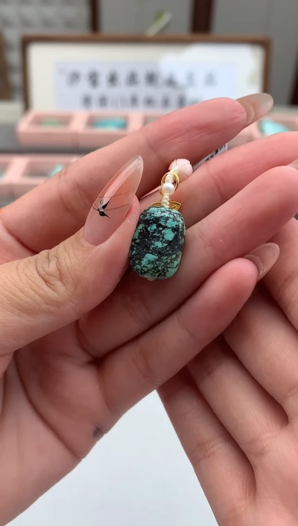 【闪购商品】南红玛瑙未镶嵌挂件G44