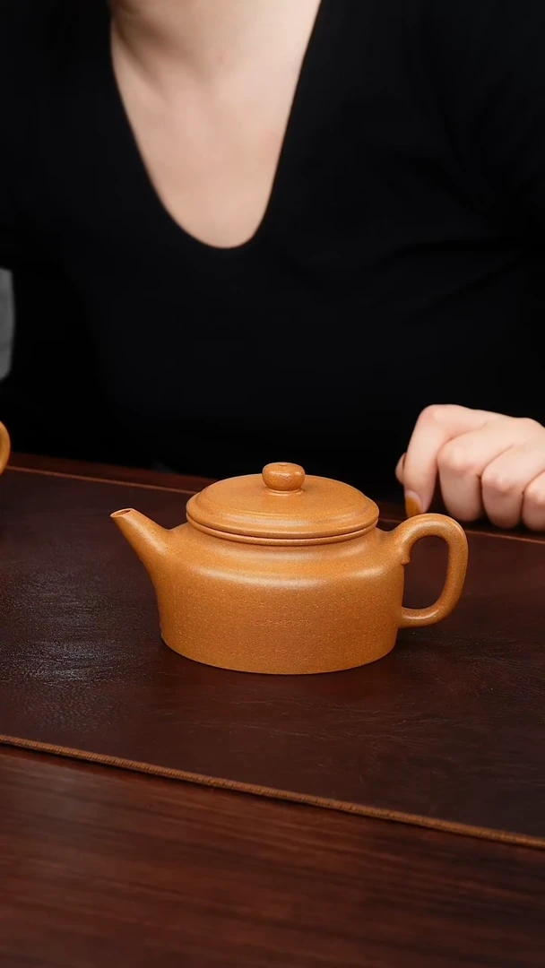 茶壶紫砂侯峰黄金段德钟210cc