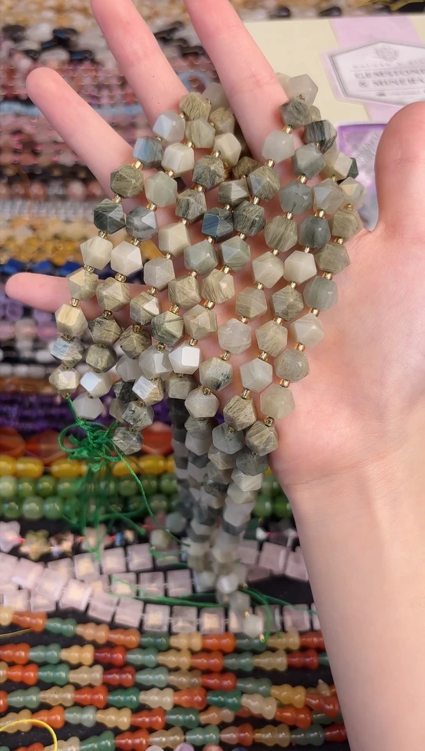 玛瑙/玉髓合金珠宝半成品绿兔毛八角