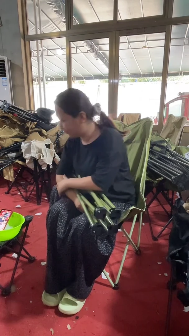 铁小黄人低背一把