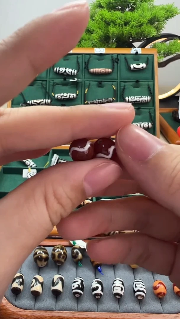 玛瑙/玉髓（覆膜）颈饰未镶嵌49.（微瑕随机发货）