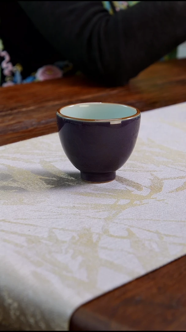 【闪购商品】拾玉内粉青外黛紫养心杯