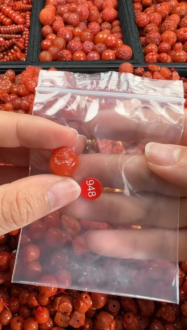 【闪购商品】南红玛瑙颈饰未镶嵌1