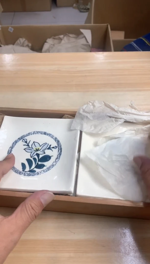 默认微瑕，no退no换，介意勿拍