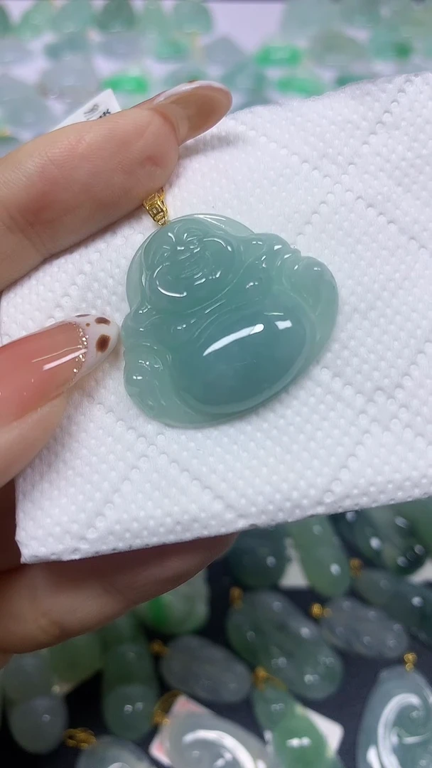 颈饰18K金镶嵌翡翠天然翡翠A货