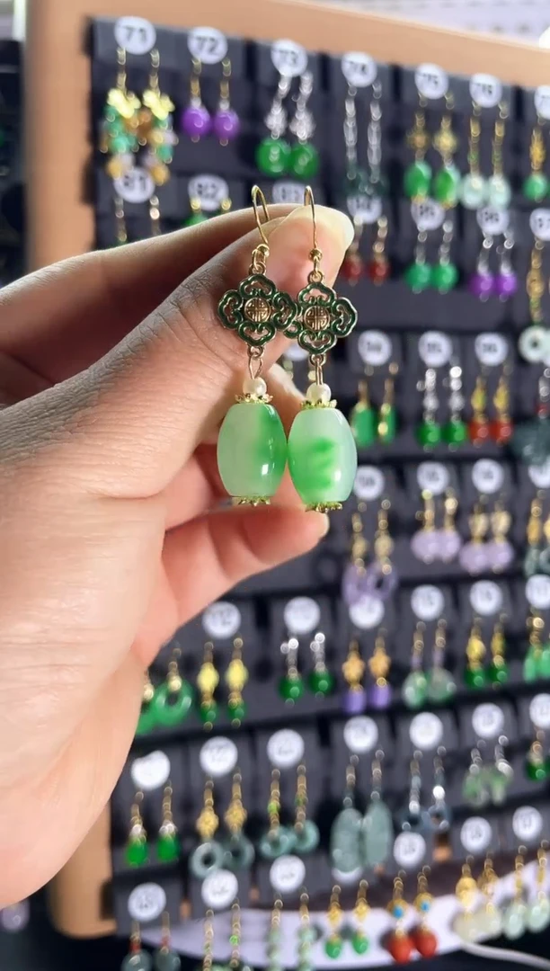 【闪购商品】翡翠耳饰银S925镶嵌看吊坠