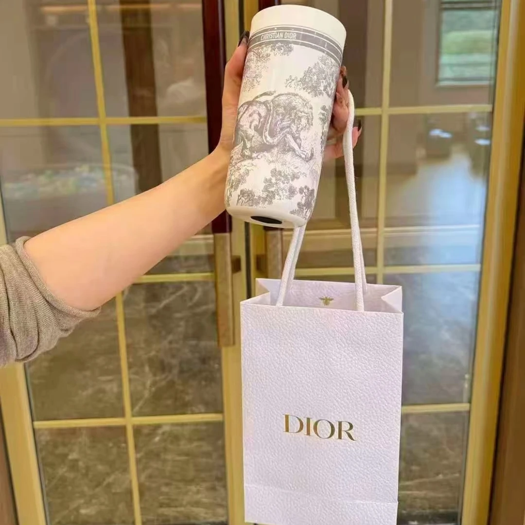 Dior【K382】2025新款柜台礼赠动物园系列毛刷杯刷子杯