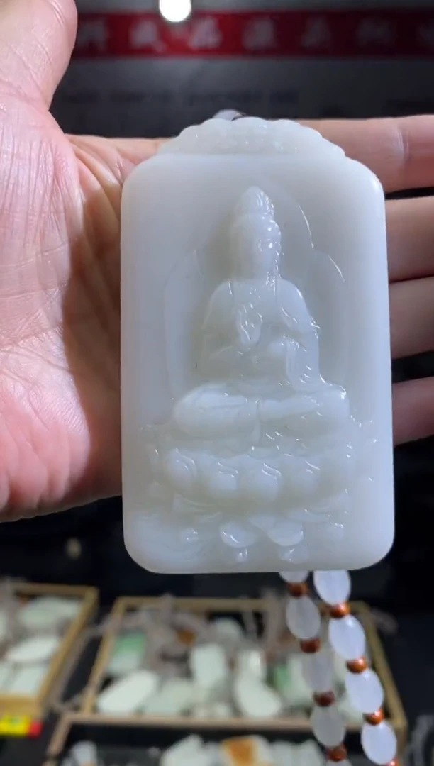 颈饰未镶嵌石英质玉天然玉石未镶嵌颈饰