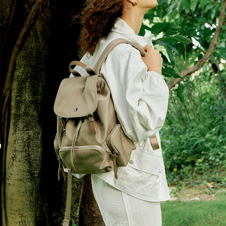 拉菲斯汀多袋双肩包包女2025新款休闲旅行背包大容量通勤包622612