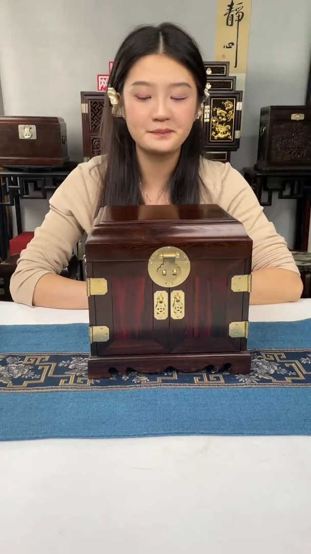 红酸枝木类端景台官皮箱