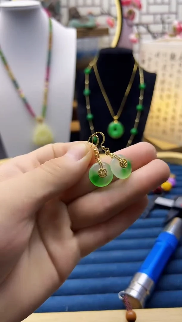 【闪购商品】翡翠耳饰14K金镶嵌E113