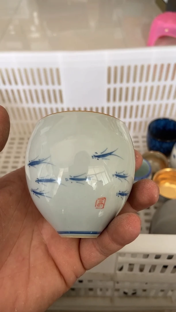 无运费险有瑕疵的摄影的产品有使用过的痕迹有点脏介意勿拍