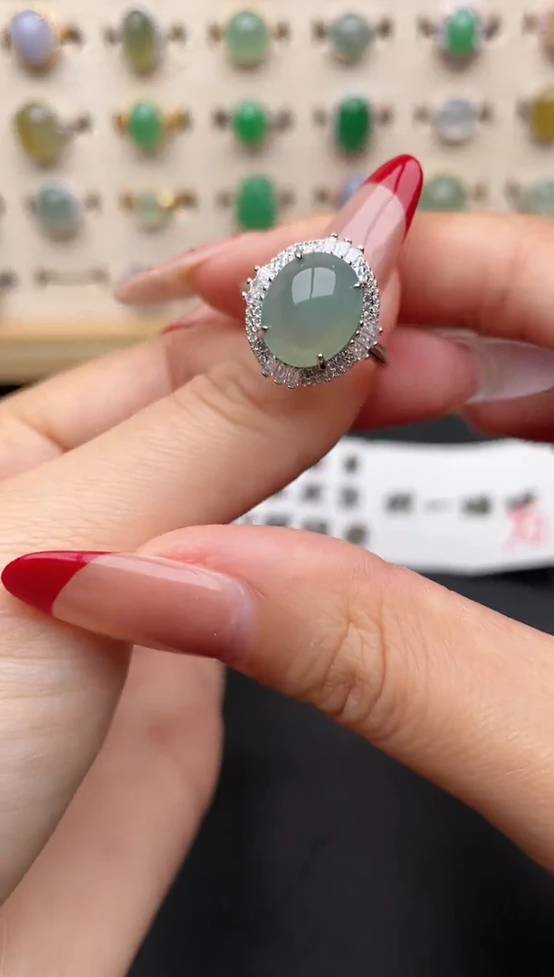 【闪购商品】翡翠戒指银S925镶嵌一物一证一礼盒